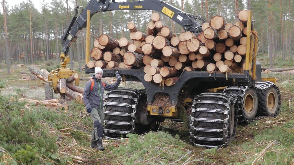 Tigercat C The Big Forwarder From Canada Nordicwoodjournal