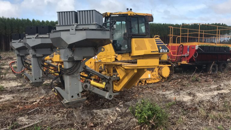 Komatsu planter