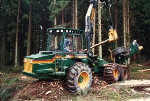 John Deere 1910G